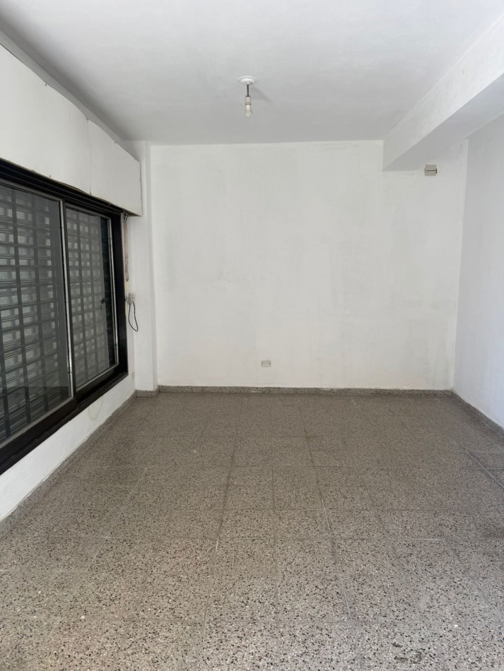Villa Adela, hermoso departamento externo.- 