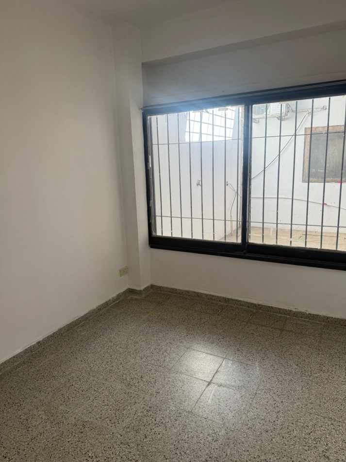 Villa Adela, hermoso departamento externo.- 