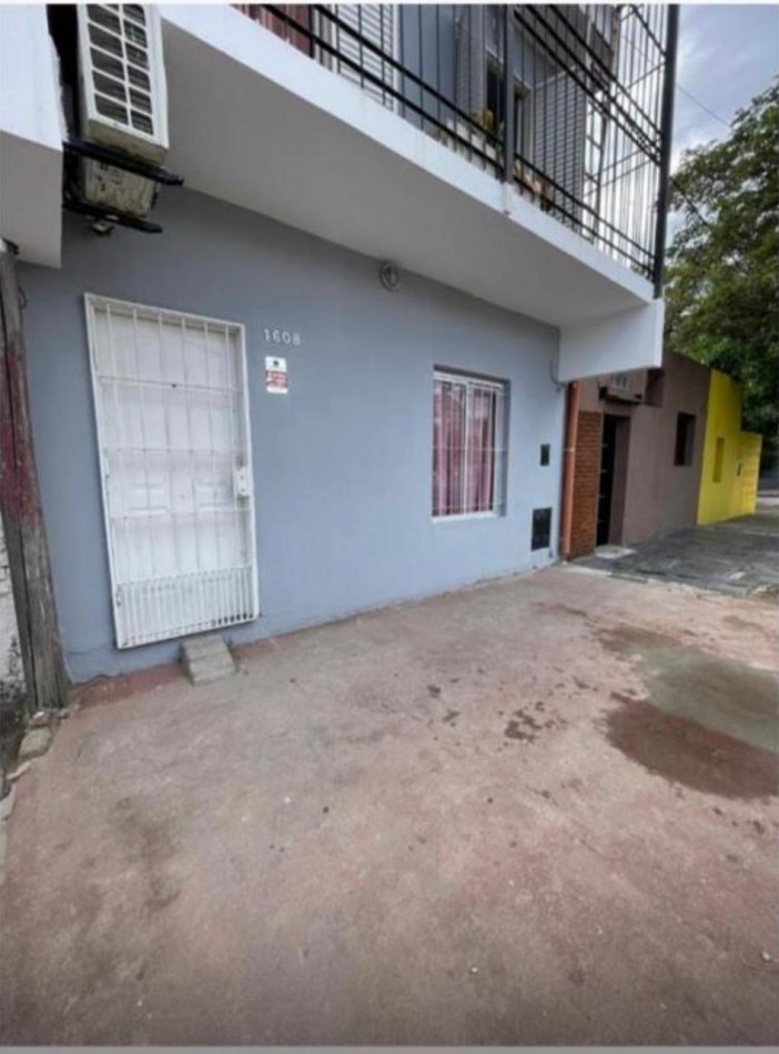 B° Cupani linda zona a metros de calle principal del barrio.- 