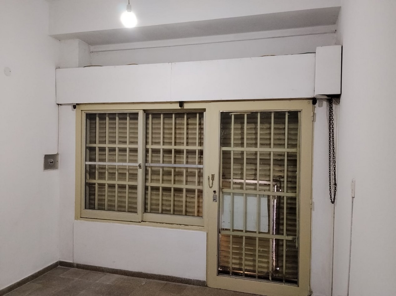 BARRIO GUEMES, DEPARTAMENTO EN ALQUILER