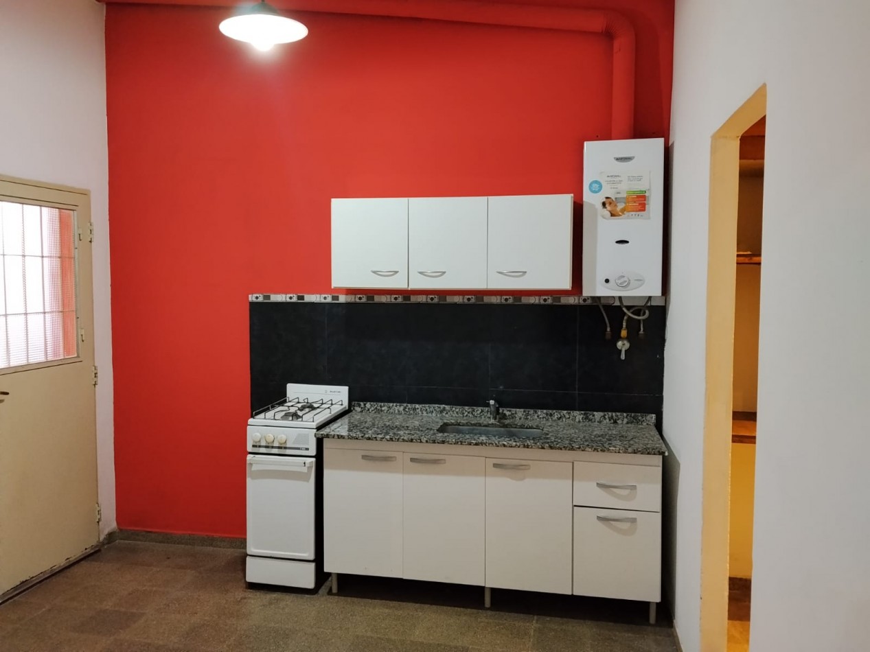 BARRIO GUEMES, DEPARTAMENTO EN ALQUILER