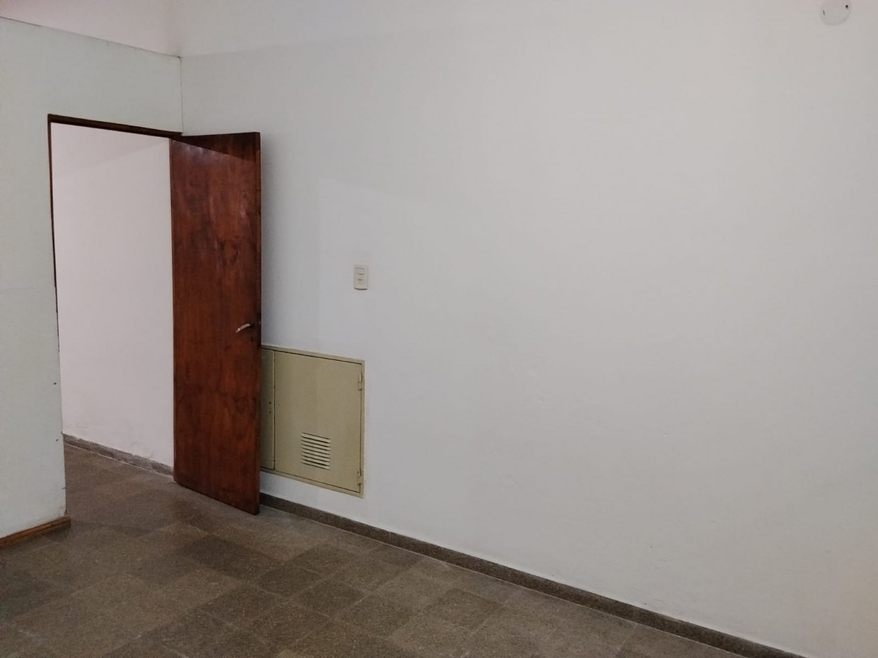 BARRIO GUEMES, DEPARTAMENTO EN ALQUILER