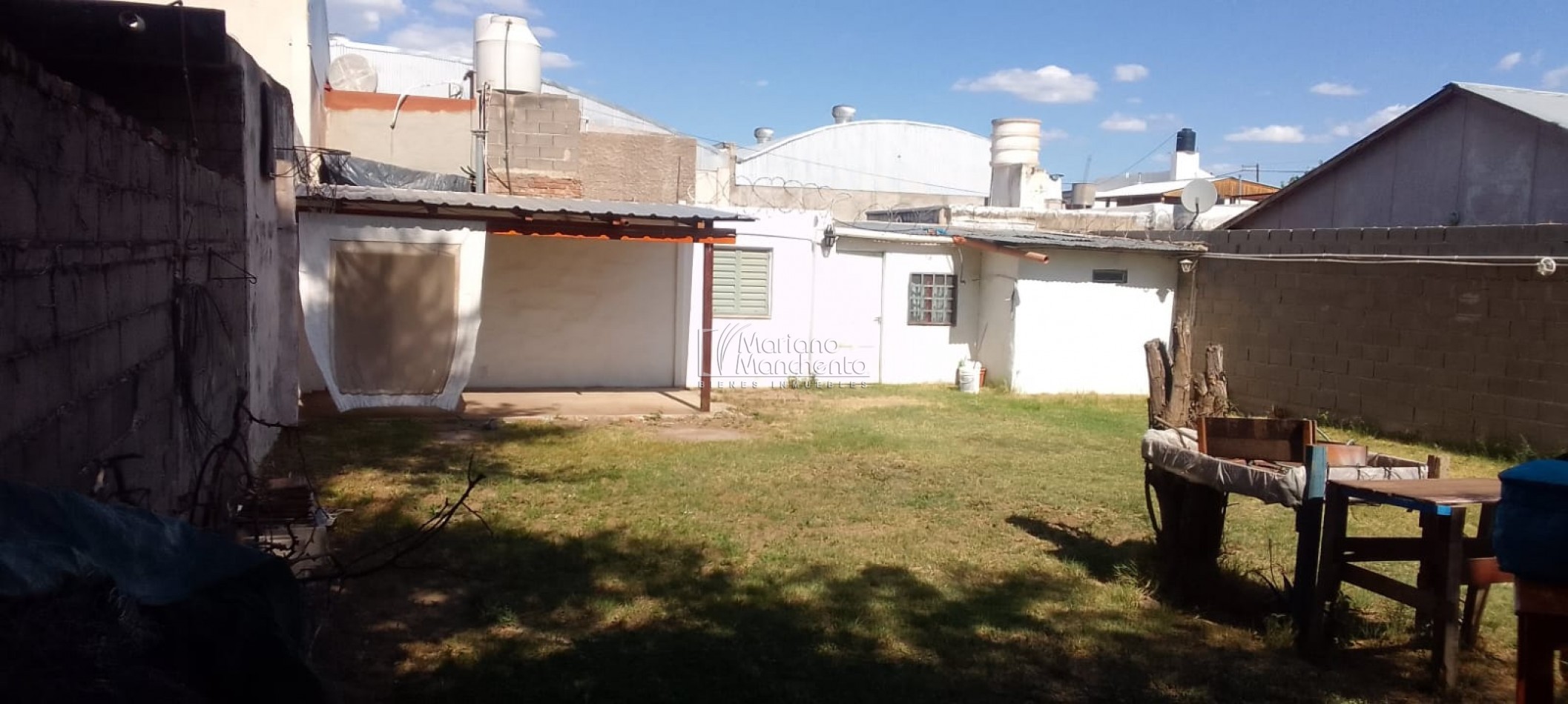 Oportunidad para invertir, Barrio San Roque se vende casa y departamento a una cuadra de Ruta 20 