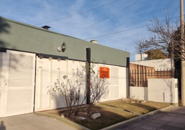 BARRIO AVENIDA, A METROS DE RUTA 20, HERMOSA CADA EN VENTA PARA VIVIR EN FAMILIA. " VENDIDA"