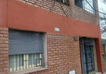 BARRIO SAN ROQUE, CASA A METROS DE RUTA 20 DE DOS PISOS. " VENDIDA" 